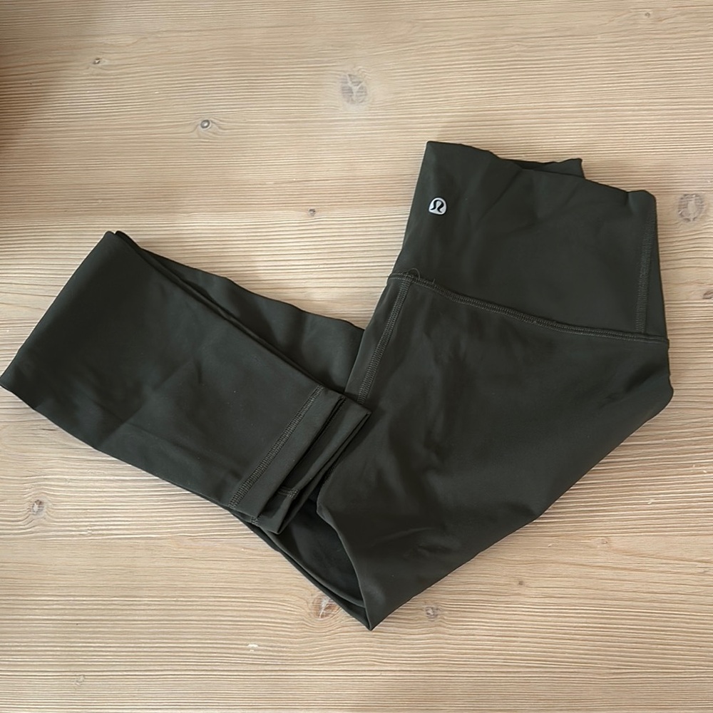 Lululemon Wunder Under Olive Green Leggings 25”